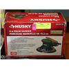 Image 1 : HUSKY 6" PALM SANDER