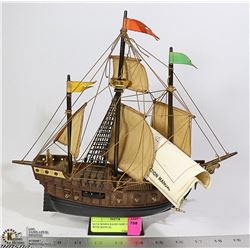 SANTA MARIA RADIO SHIP 1970'S WITH MANUAL 11" TALL