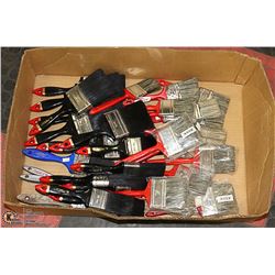 FLAT OF 37 NEW PAINT BRUSHES