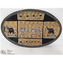 AFRICAN STONEWARE DECORATIVE PLATE