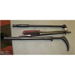 LOT OF 4 PRY / BREAKER BARS