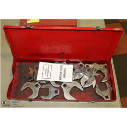 BOX WITH VARIOUS WRENCH HEADS