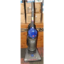 HOOVER WINDTUNNEL BAGLESS VACCUM