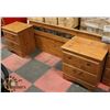 Image 3 : QUEEN SIZE HEADBOARD WITH DRESSER AND 2 NIGHT