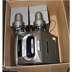 VENTURER STEREO & SPEAKERS