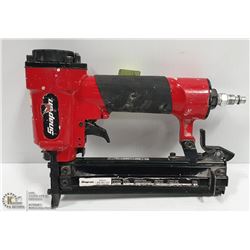 SNAP ON 18 GAUGE AIR BRAD NAILER