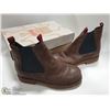 Image 1 : CAMPER BOOTS FOR KIDS SIZE 1
