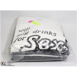 PACK OF 3 T-SHIRTS AND 1 HOODIE