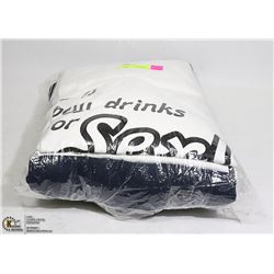 PACK OF 3 T-SHIRTS AND 1 HOODIE