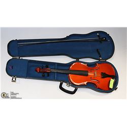 VIOLIN ARTICLE 4/4 WITH BOW AND CASE