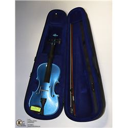 VIOLIN  MENGEL BLUE 4/4 WITH BOW AND CASE