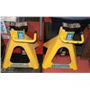 Image 1 : PAIR OF 2 YELLOW 12TON JACK STAND