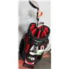Image 1 : TAILORMADE GOLF BAG AWITH CLUBS