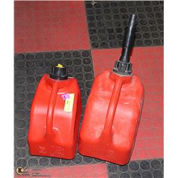 2 SMALL GAS CANS
