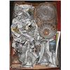 Image 1 : BOX OF CRYSTAL GLASSES, 6 MARTINI GLASSES, CRYSTAL