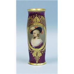 An antique Old Vienna cabinet vase. The