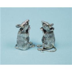 An unusual pair of Scandinavian sterlin