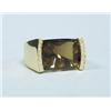 Image 1 : An 18 kt. yellow gold and diamond ring 