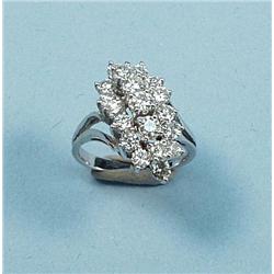 An 18 kt. white gold cocktail ring. Rai