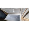 Image 2 : 10 CU FT  CHEST DEEP FREEZER