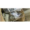 Image 5 : ESTIMATE OF 200 AMP ELBOWS ASSORTED BOXES