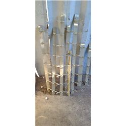 HEAVYDUTY METAL COAT HANGER