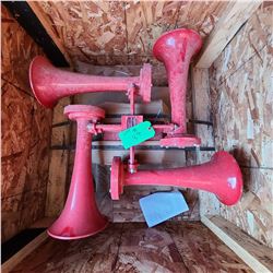 NEW IN CRATE- OMNI DIRECTIONAL SINGE TONE INDUSTRIAL AIR HORN