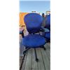 Image 4 : BLUE OFFICE ARM CHAIRS