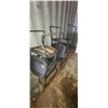 Image 3 : 30 STACKING CHAIRS LOCATED IN FORT MCMURRAY