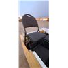 Image 3 : FOLDING PADDED CHAIRS APPROX 80 IN CRATE