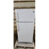 Image 1 : WETSTINGHOUSE FRIDGE FREEZER LOCATED IN FORT MCMURRAY