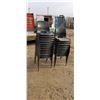 Image 4 : 28 STACKING CHAIRS BLACK
