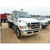 Image 2 : 2011 FORD F750 Dump Truck