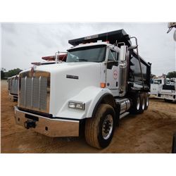 2019 KENWORTH T800 Dump Truck