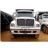 Image 5 : INTERNATIONAL 7600 Dump Truck