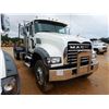 Image 4 : 2020 MACK GR64F Roll Off Truck