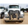 Image 5 : 2020 MACK GR64F Roll Off Truck