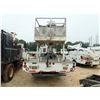 Image 3 : 1998 INTERNATIONAL 4900 Bridge Inspection / Ladder Truck