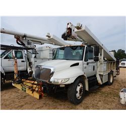 2003 INTERNATIONAL 4200 Boom / Bucket / Crane Truck