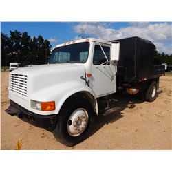1992 INTERNATIONAL 4700 Flatbed Truck