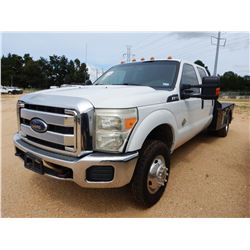 2013 FORD F350 Flatbed Truck