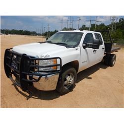 2010 CHEVROLET 3500HD Flatbed Truck