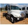 Image 4 : 2009 INTERNATIONAL 4300 Cab and Chassis Truck