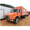 Image 1 : 2003 FREIGHTLINER FL80 Garbage / Sanitation Truck