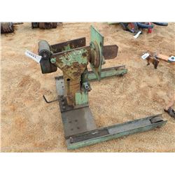 HEAVY DUTY ENGINE STAND ON WHEELS Truck Product and Accessory