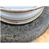 Image 4 : (4)TIRES  & (5)RIMS Tire