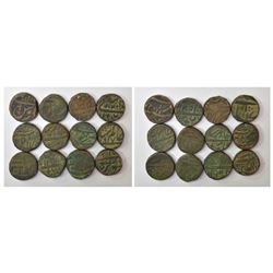 Large Lots: A group of 12 copper paisa