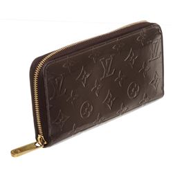 Louis Vuitton Amarante Vernis Monogram Zippy Wallet
