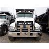 Image 5 : 2020 MACK GR64F Dump Truck