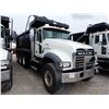 Image 4 : 2020 MACK GR64F Dump Truck